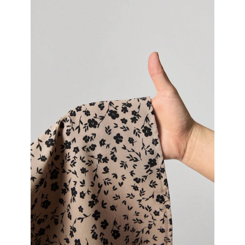 SHEIN Tall Women's Floral High Slit Sleeveless Dress SHEIN Tall Women's Floral High Slit Sleeveless Dress