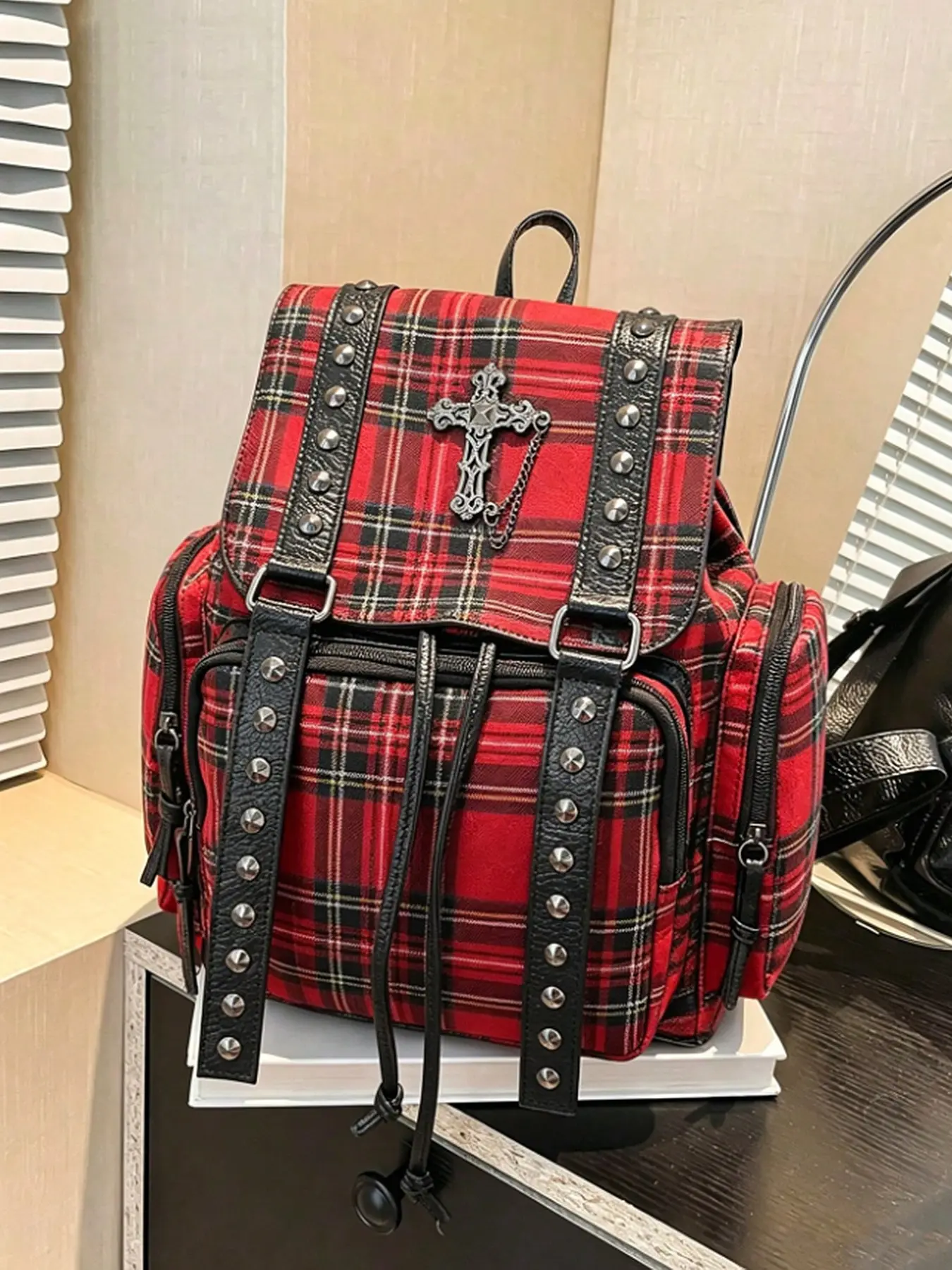 Red checkered Gothic style women's backpack, Y2K punk rivet cross decoration shoulder bag, retro checkered large capacity day bag, aesthetic leisure school travel backpack, fashionable and versatile, simple for going out