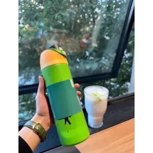 OW 32oz Winter Limited Stainless Steel Insulated Water Bottle Hand Washing Recommended For The Bottle Body, Ensuring Convenient And Hassle-Free Daily Maintenance. It Features 24-Hour Long-Lasting Hot And Cold Retention. Drinkware Flasks Lid Portable Mug,