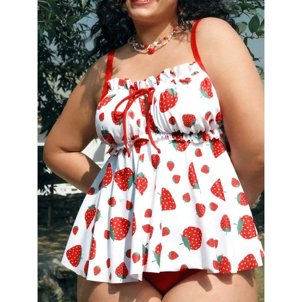 Women's Plus Size 2-Piece Halter Neck Bikini Set - Strawberry Print Spaghetti Strap Blouson Swimwear with Split Design, Ideal for Beach Holiday Vacations, Featuring Skull & Tropical Themes, Bikini Sets