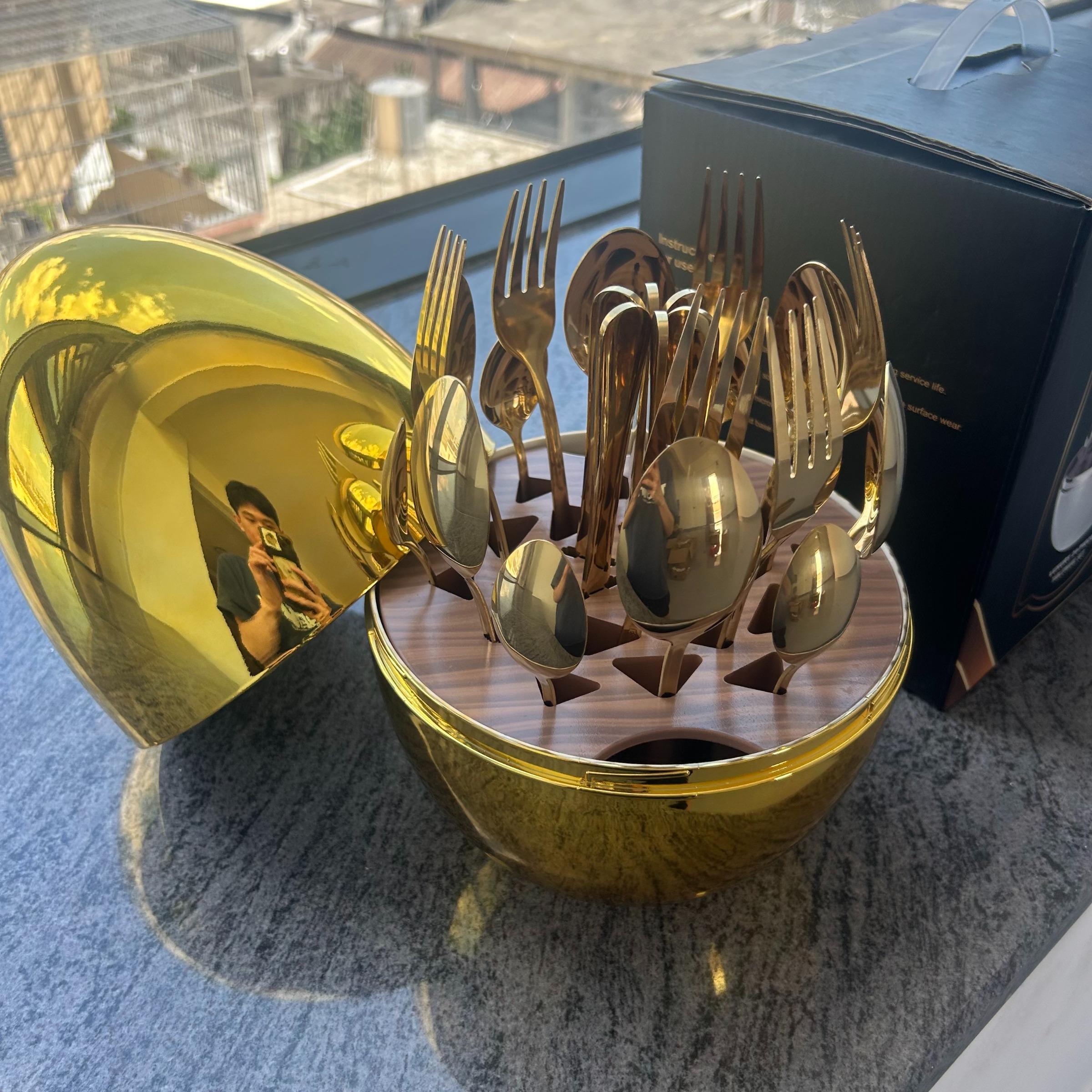 Christmas 24-Piece Stainless Steel Knife Fork Spoon Set with Color Box, High-End Luxury Home Dining, Family Gathering, Gift Choice, Dinnerware Service Set, Utensils, Tableware Set