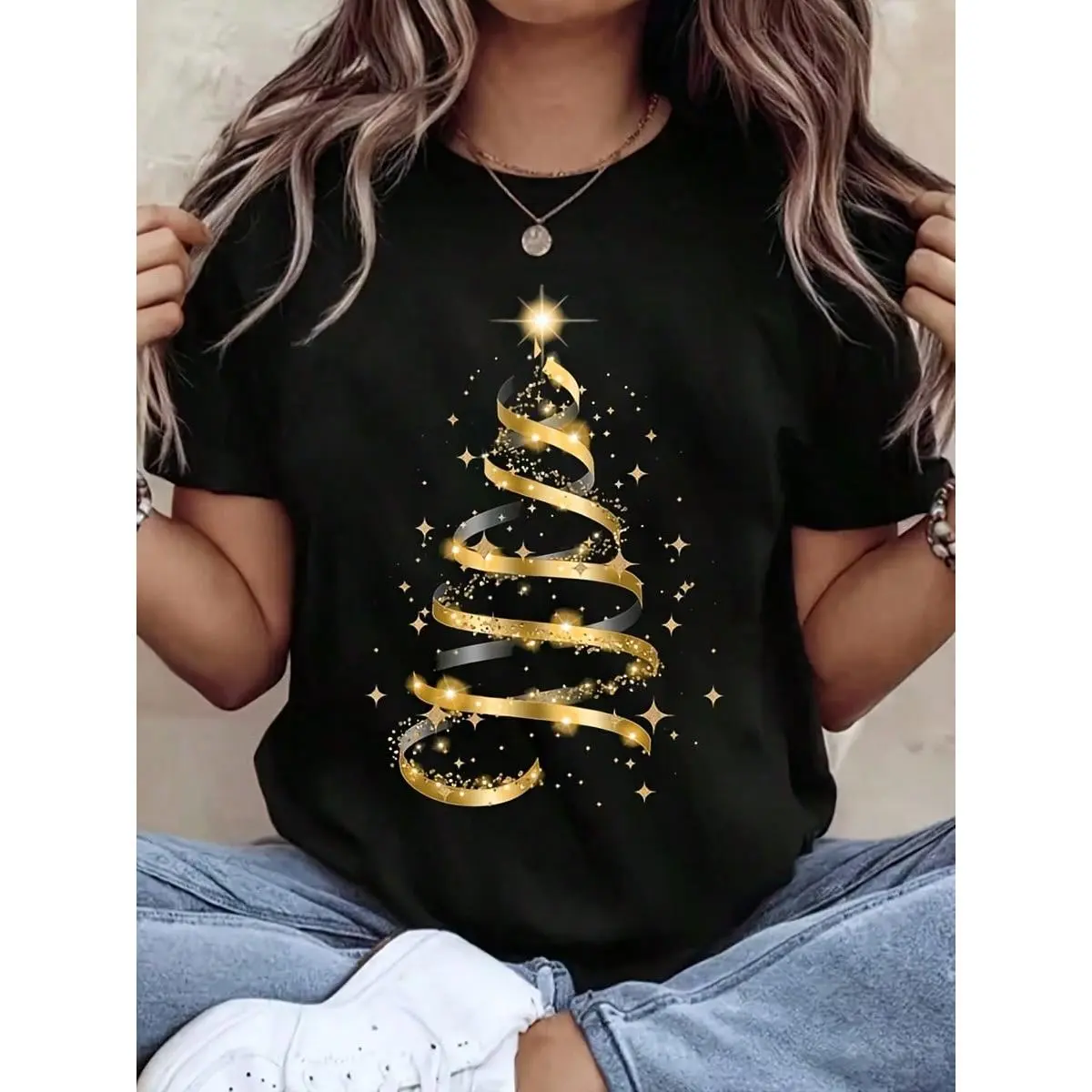 Women Golden Ribbon Christmas Tree Graphic T‑Shirt, Glitter Star Sparkle Xmas Short Sleeve Tee, Elegant Holiday Casual Crew Neck Top