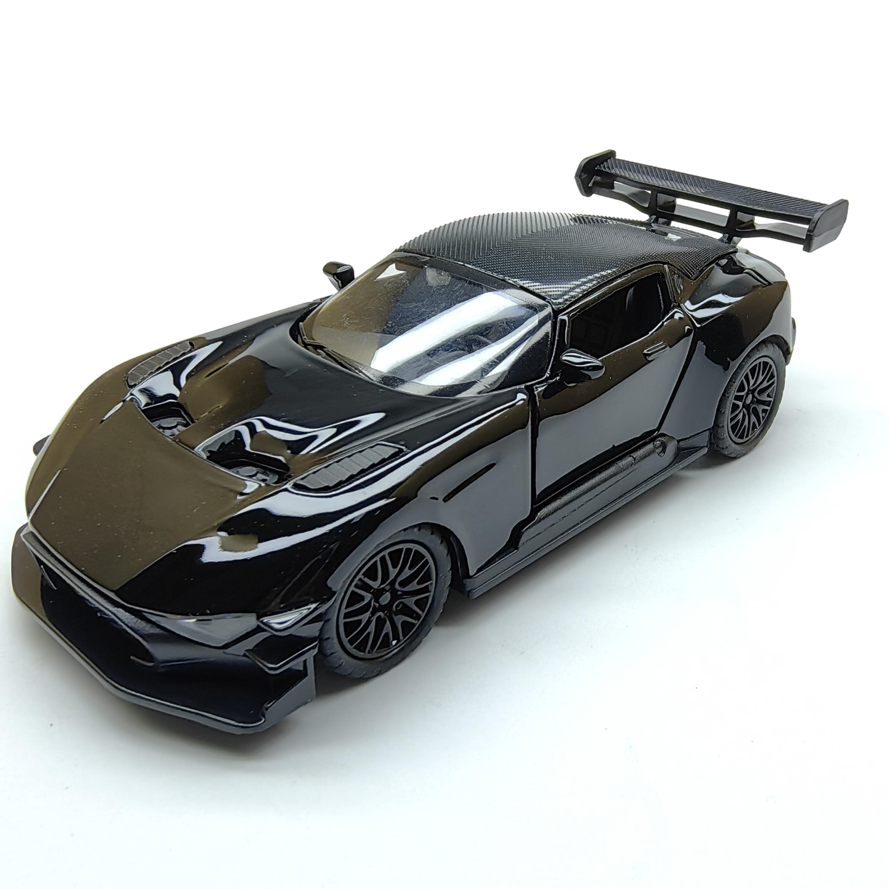 Alloy Miniature Racing Car Model, a Toy Car for Boys. Made of metal, with two openable doors, pull-back function. It can be used