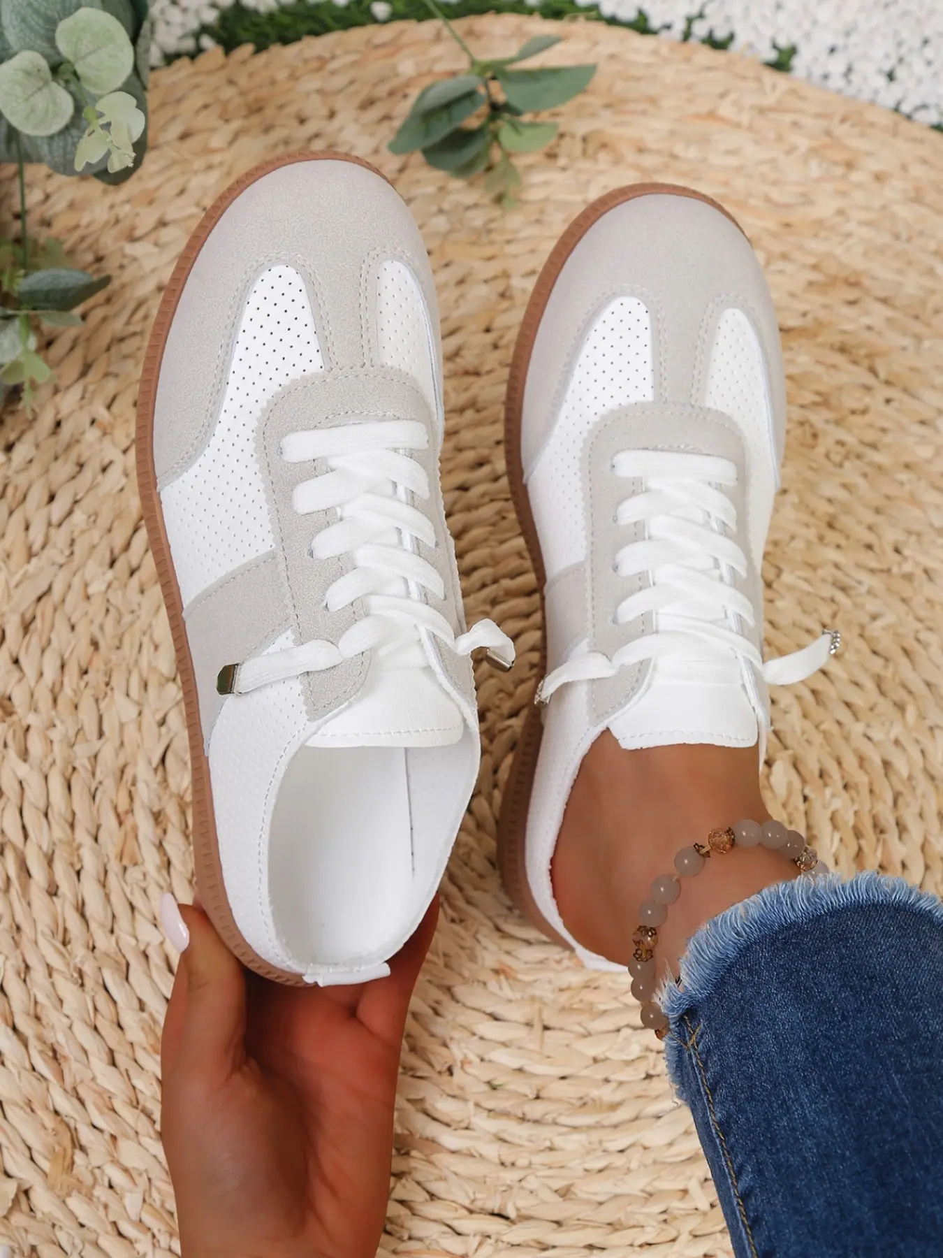 2026 Viral Retro Color-Block Trainer Mule Sandals with Toe Cap, Breathable Perforated Slip-On Mules, Elastic Laces No Tying, Non-Rubbing Soft Soles, Comfortable for All-Day Walking, Ideal for Strolling, Shopping and Photoshoots with Great Vibe