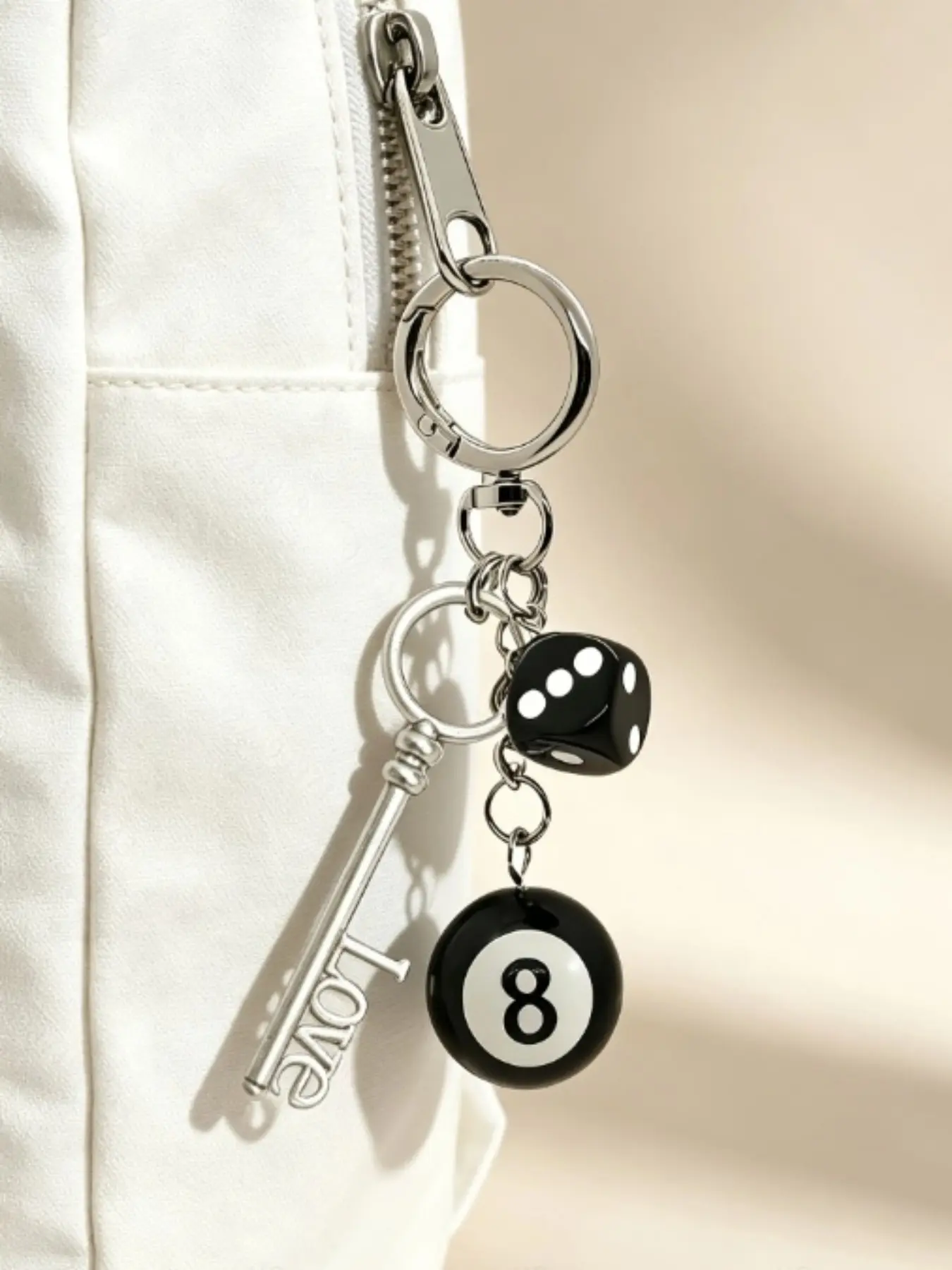 Y2K Style 8 Ball and Dice Keychain, Pool Pendant, Combo Keychain, Punk Heart Design, Backpack Accessory, DIY Keychain, Party Gift, Streetwear