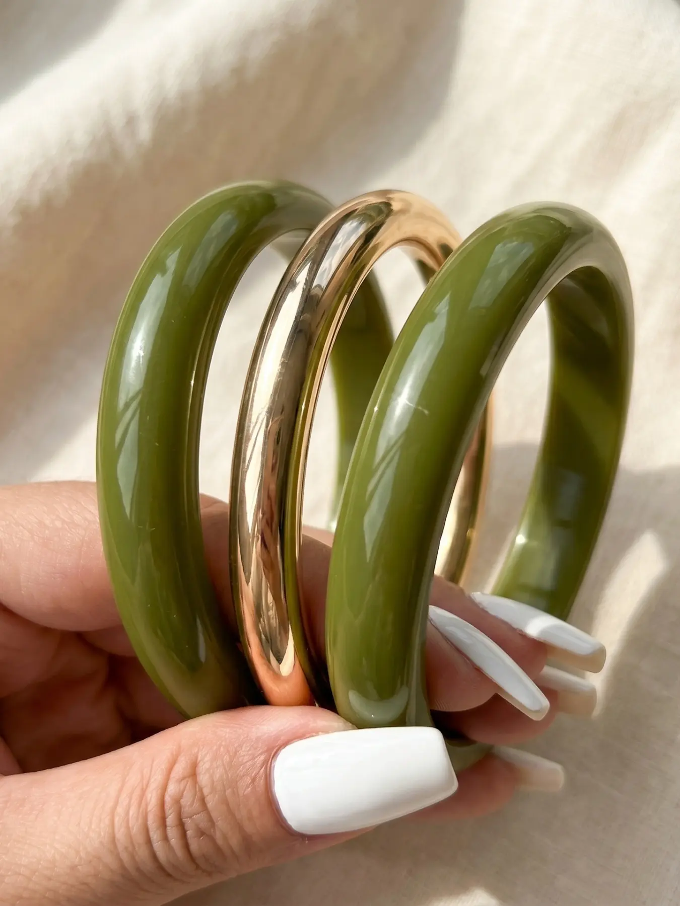 3-Piece Set Geometric Circular Olive Green Resin Bracelets, Unique Alloy Stackable Bracelets, Suitable For Everyday Casual Wear, Bracelet Combination Set, Stackable Bangle Bracelets