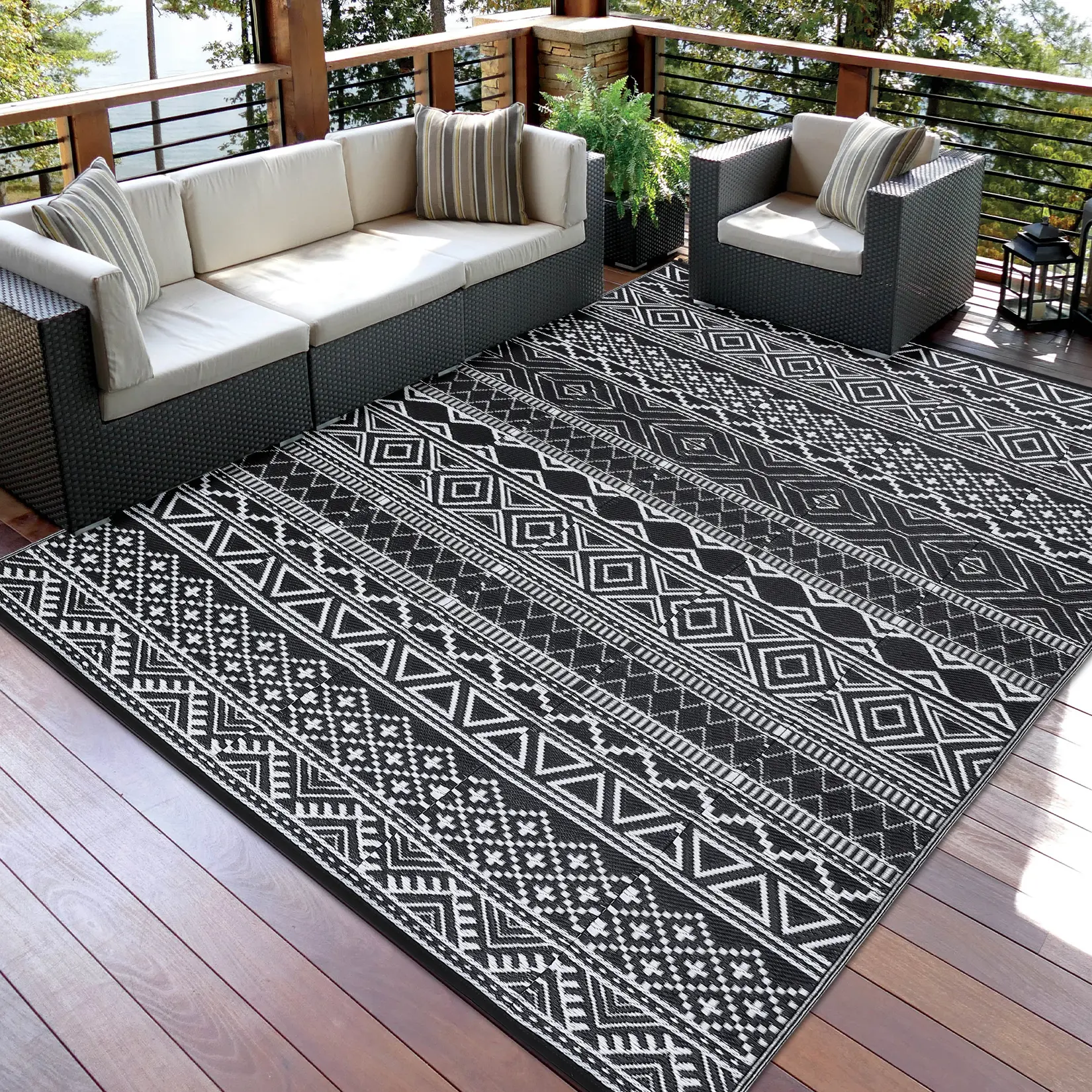 Outdoor Rug Waterproof Reversible Plastic Straw Mat for Patio, RV, Deck & Camping
