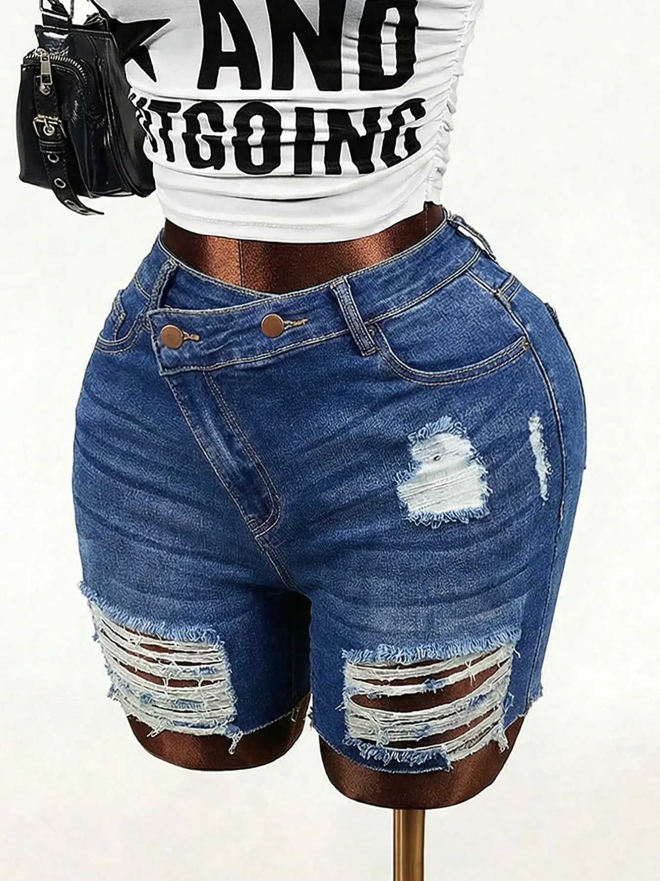 Plus Size Women's Casual Denim Jean Shorties Summer Shorts, Pocket Button Design, Minimalist European Style, Comfortable and Fashionable, Ideal for Daily Wear
