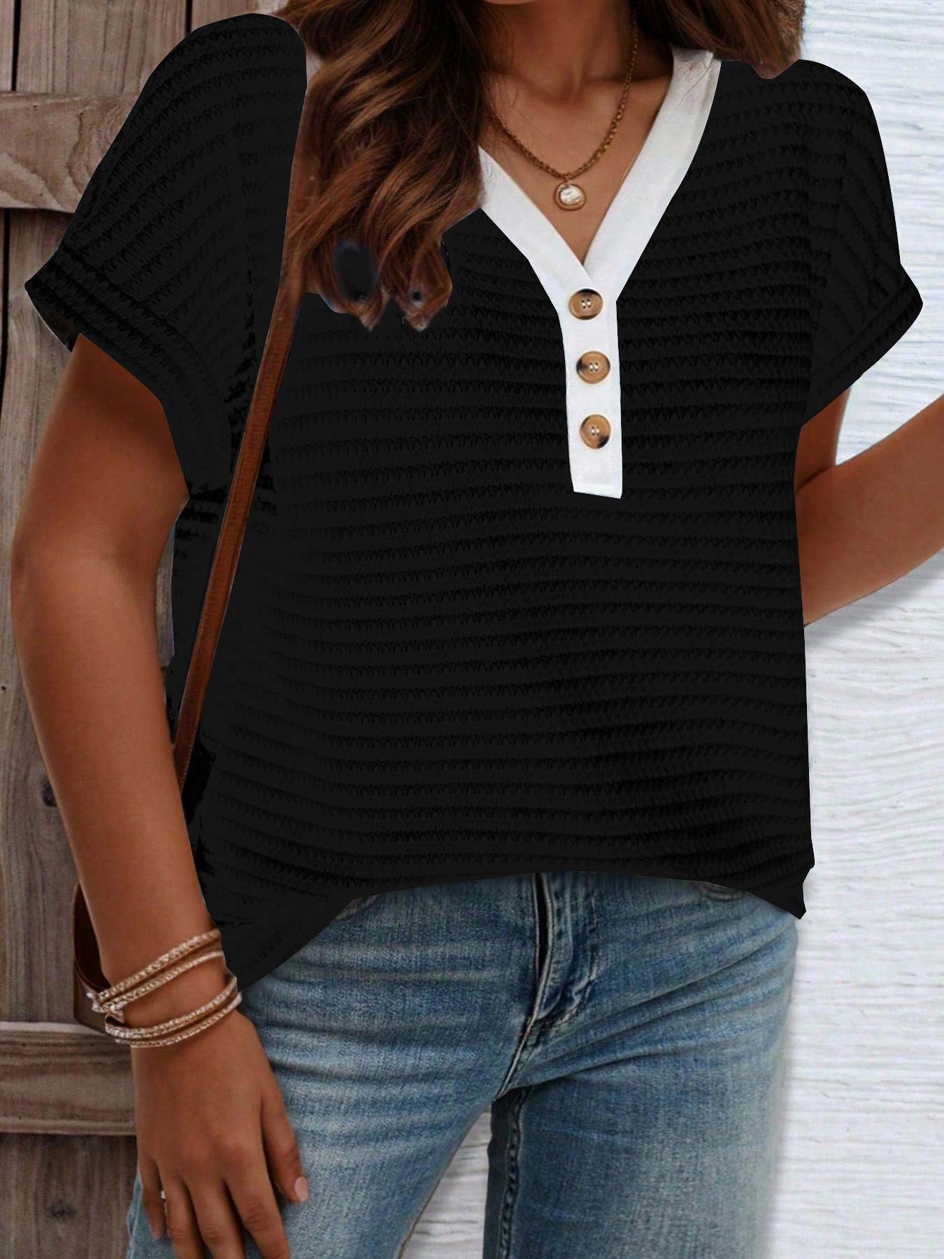 【Plus Size】 Striped Print V Neck Fitted Tee, Casual Short Sleeve T-shirt Top for Daily Wear, Women Clothing for All Seasons
