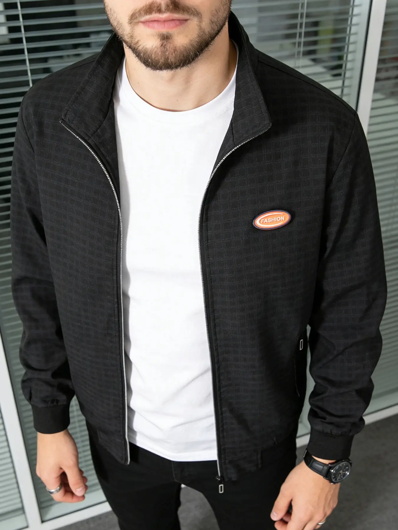 Men's Lightweight Casual Jacket, 100% Polyester, Plaid Fabric, Zip Closure, Slim-Fit, Spring & Fall Outerwear