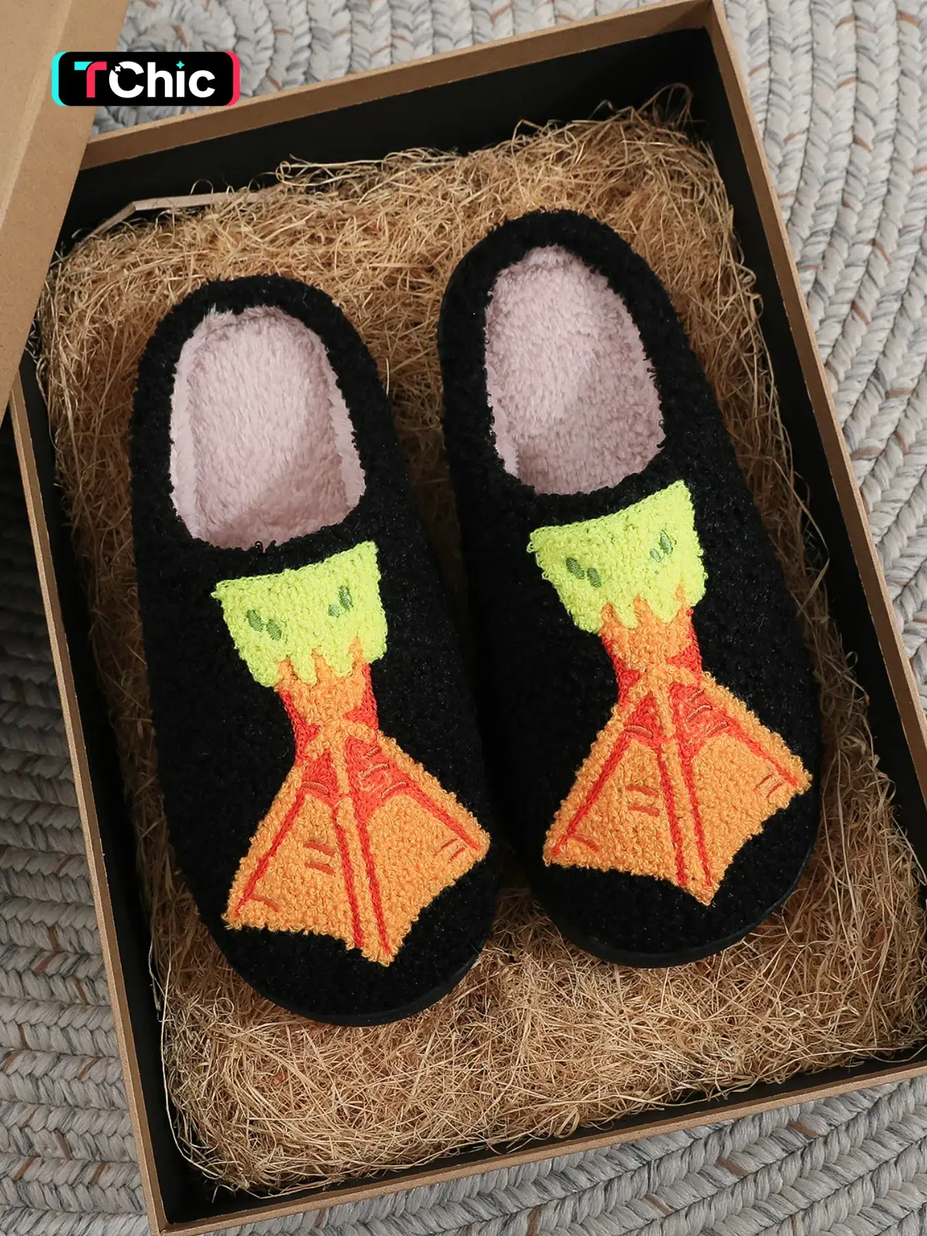 Funny Animal Duck Footprint Plush Slippers, Cute Embroidered Warm Indoor House Shoes, Anti-Slip Textile Boots for Men and Women