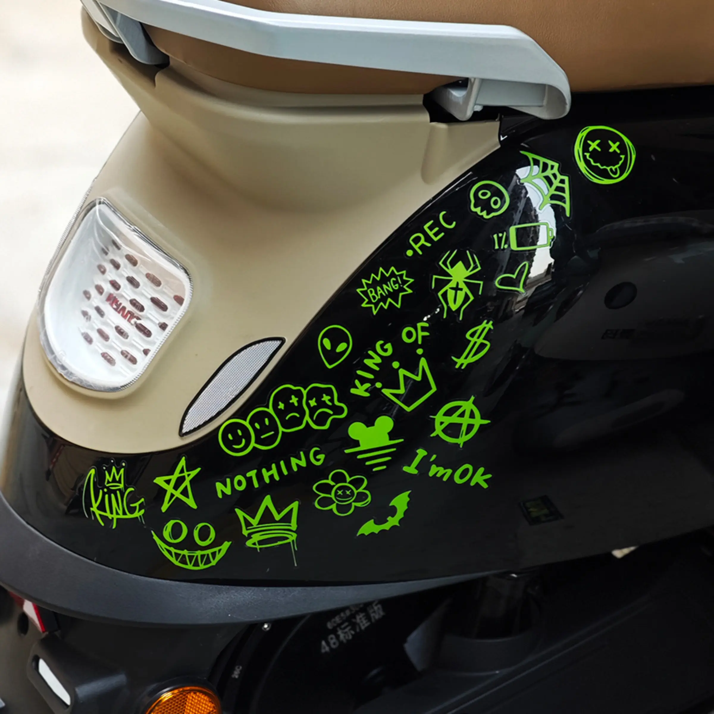 1 set, motorcycle and bicycle frame sticker | Suitable for mountain and road bike, motorcycle and car decoration, with animated pattern, smooth PVC material, self-adhesive