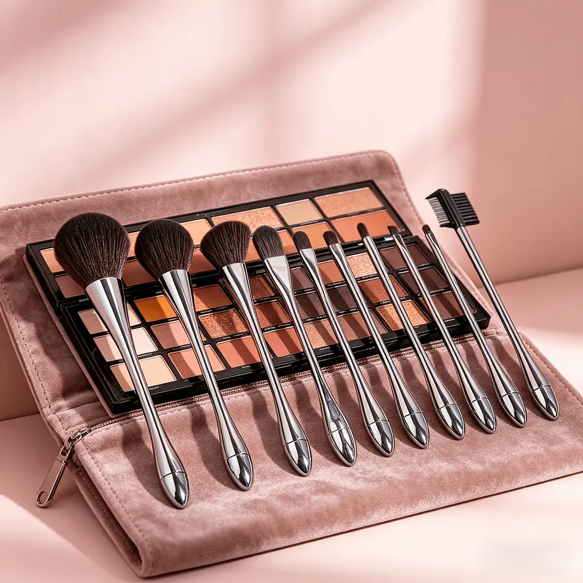 Shimmer Makeup Brush Set, Sparkling Bristles, Elegant Makeup Gift Kit, Ideal for Christmas & Halloween, Daily & Holiday Glam Makeup