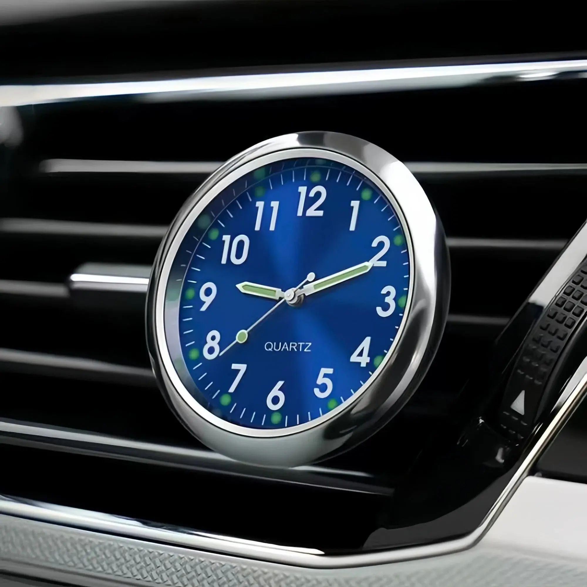 New High-End Car Clock Quartz Watch Head, Creative Pointer Night Light Car Clock, Elegant Dashboard Ornament, Perfect Gift Idea, Automotive