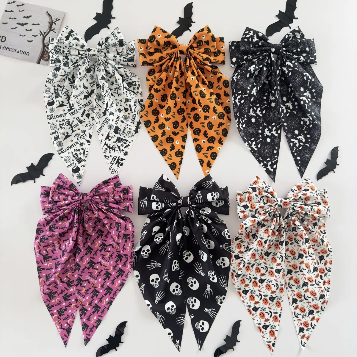 Halloween Hair Accessories for Girls Women, Cute Pumpkin Skull Ghost Bow Hair Clips with Spring Snap Clip, Spooky Fall Costume Hairpin for Halloween Party Dress Up, Trick or Treat Events, Fun Festival Outfit Decoration
