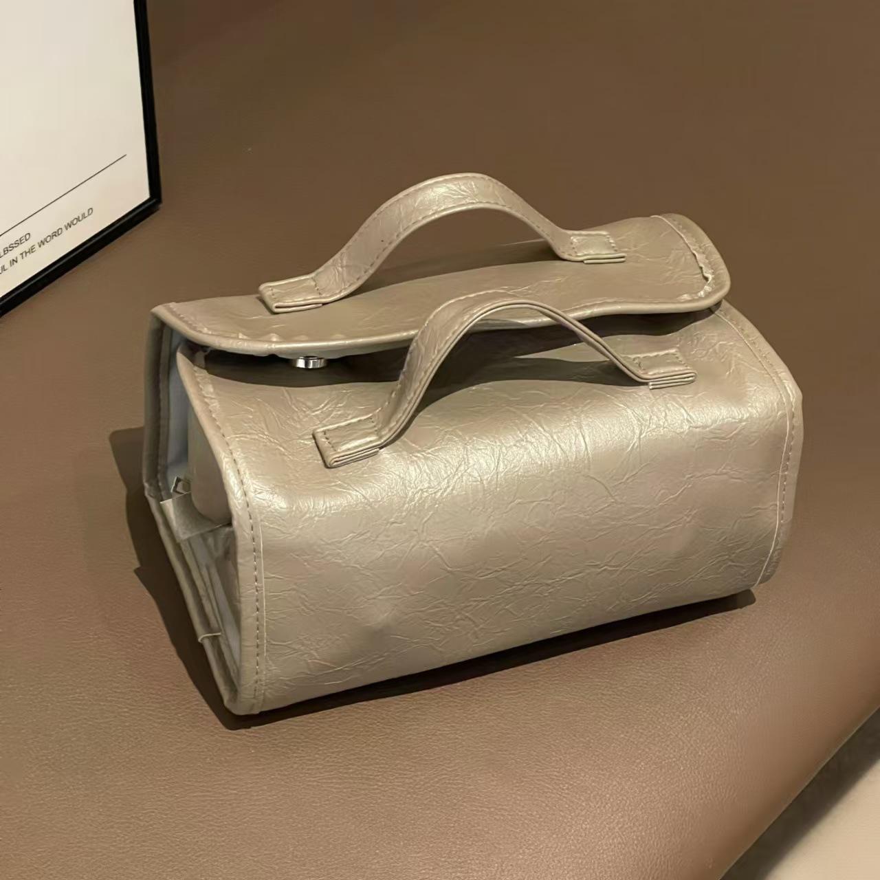 New 4-in-1 Makeup Bag - Detachable, Foldable, Large Capacity - Perfect Travel & Outdoor Toiletry Organizer