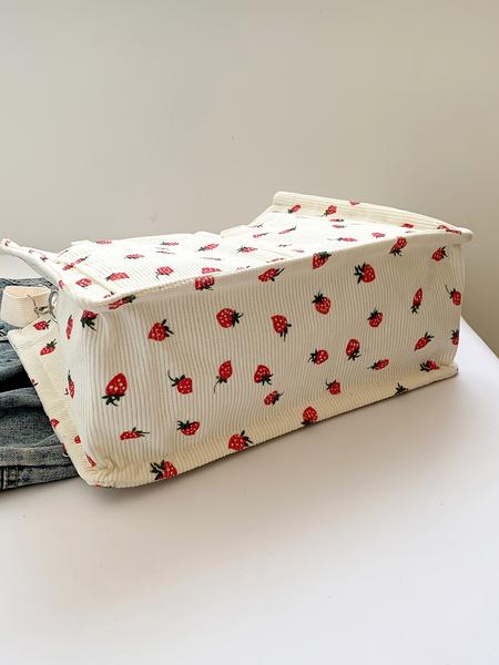 Small fresh strawberry print canvas tote bag for women Strawberry Themed Bag Large capacity multi-pocket shoulder bag Fashionable and versatile student bag Can hold mobile phones and cosmetics to meet the capacity needs of daily commuting and shopping