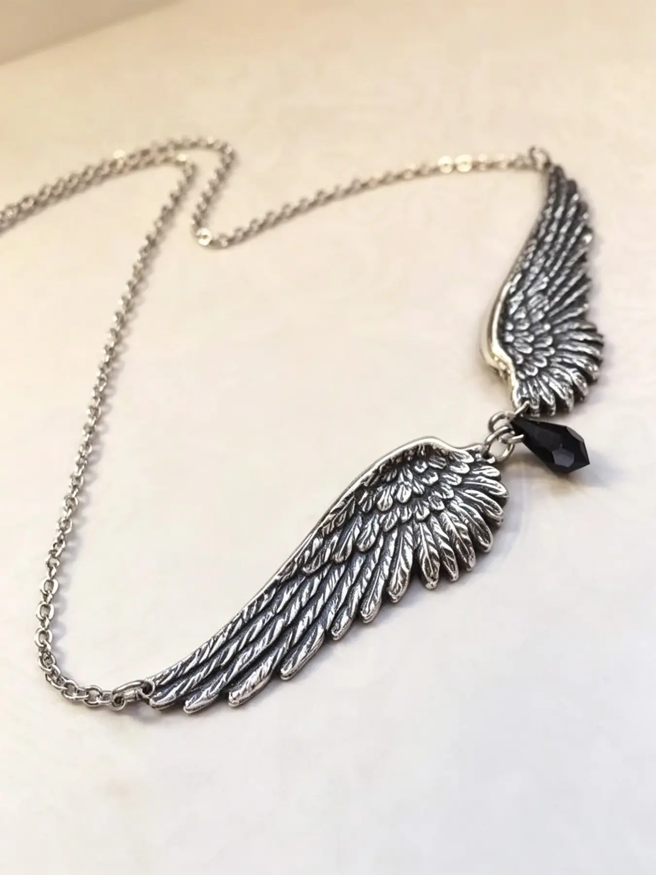1 Piece Angel Wings Feather Black Beads Pendant Choker Vintage Necklace Gift for Women Girl Female New Fashion Jewelry Wholesale Chain Necklace