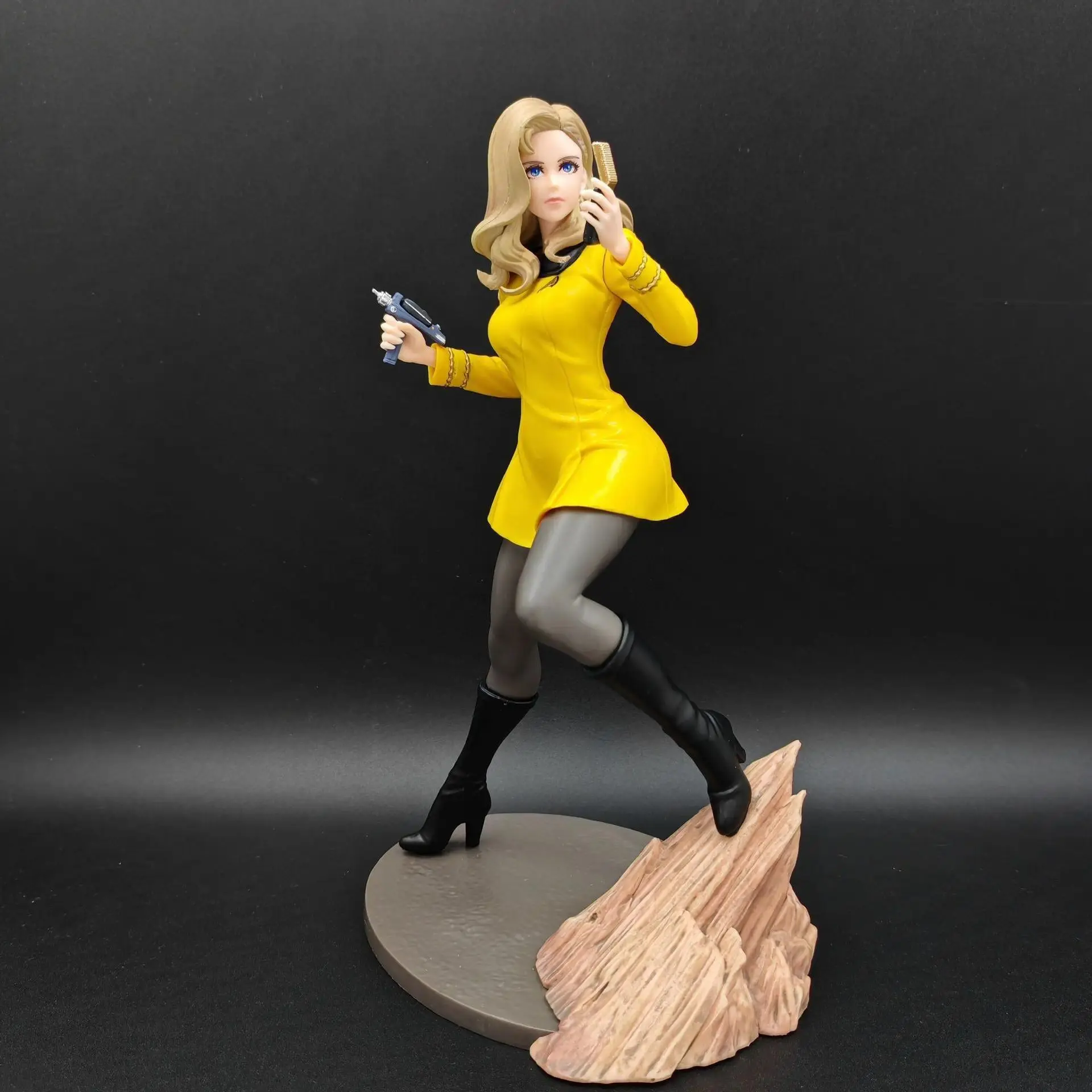 New Star Trek Commander Fire God Responds to Star Trek Stand up Handheld Desktop Model Ornament
