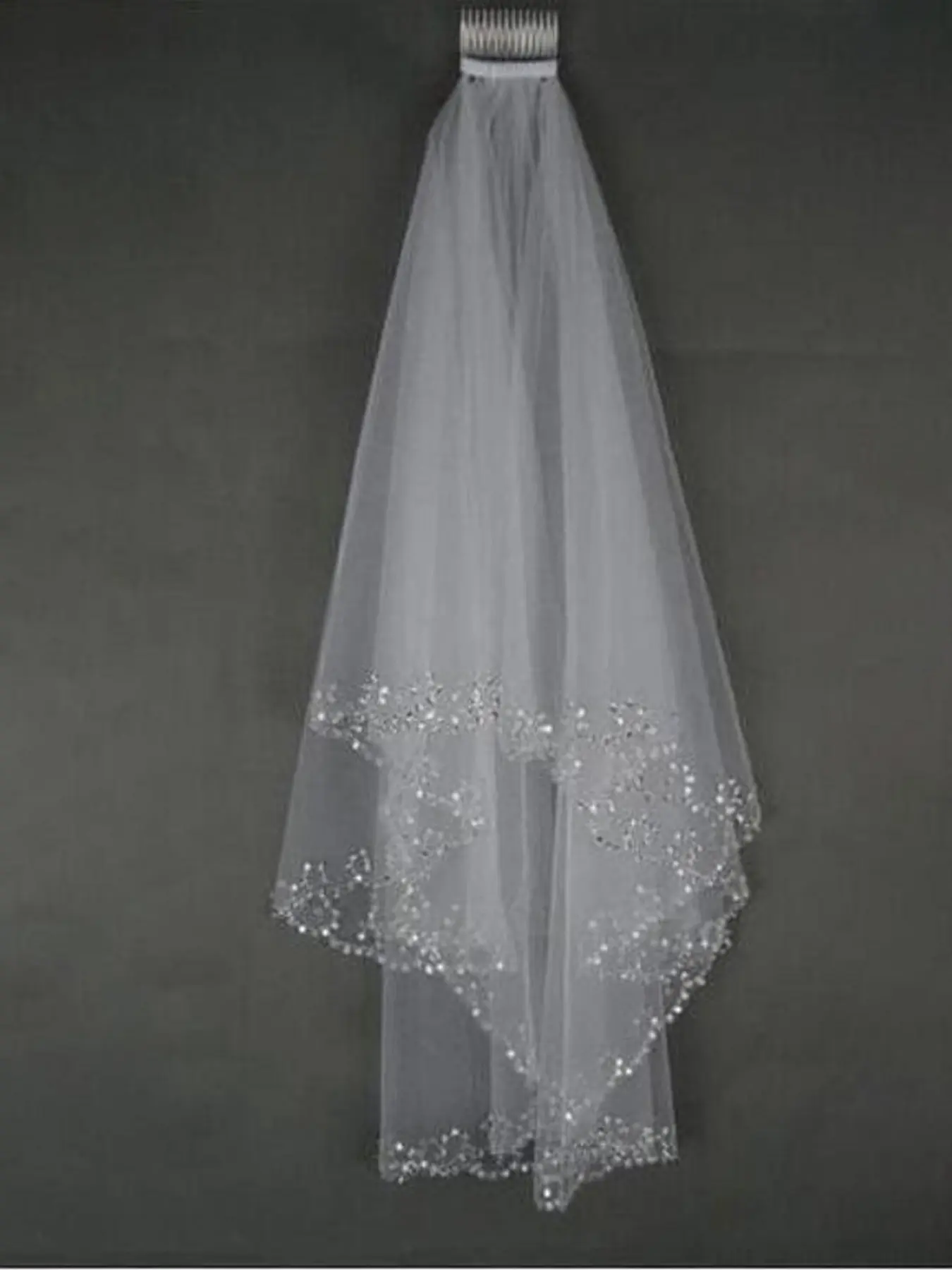 Handmade Beaded Floral Veil, Ultra-Light Comb-Attached Luxury Bride Headpiece, Versatile Shimmering Veil for Weddings and Parties