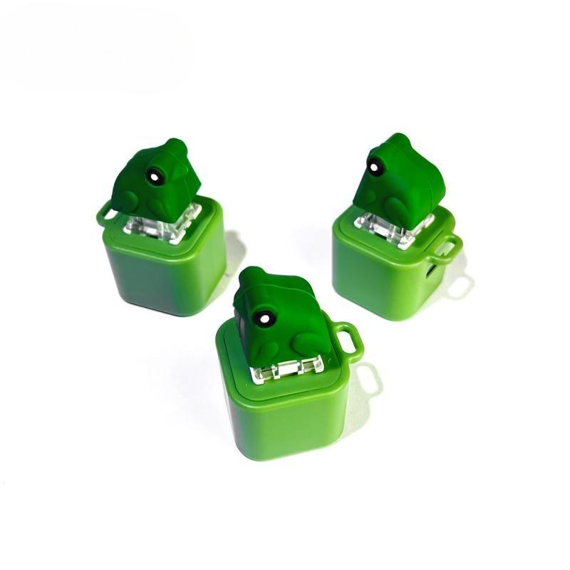 Frog Croaking Keychain - Realistic Sound Fidget Toy with Lights & Durable ABS Plastic Construction for Adults & Kids Focus Relaxation LED Glowing Pumpkin Skull Rings Finger Favors Assorted Christmas Gift Bags Tags dark party favor creative Funny Middle