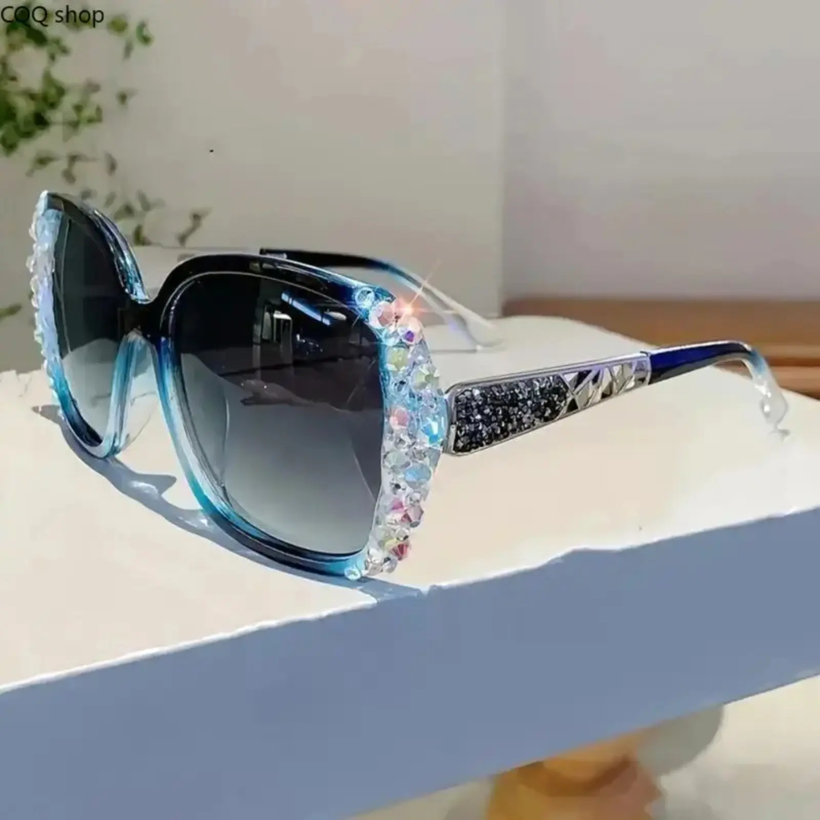 Women's Diamond Studded Polarized Sunglasses, Gradient Stylish Eyewear, Women's Sunglasses Accessories for Street Photography, Accessories For Women