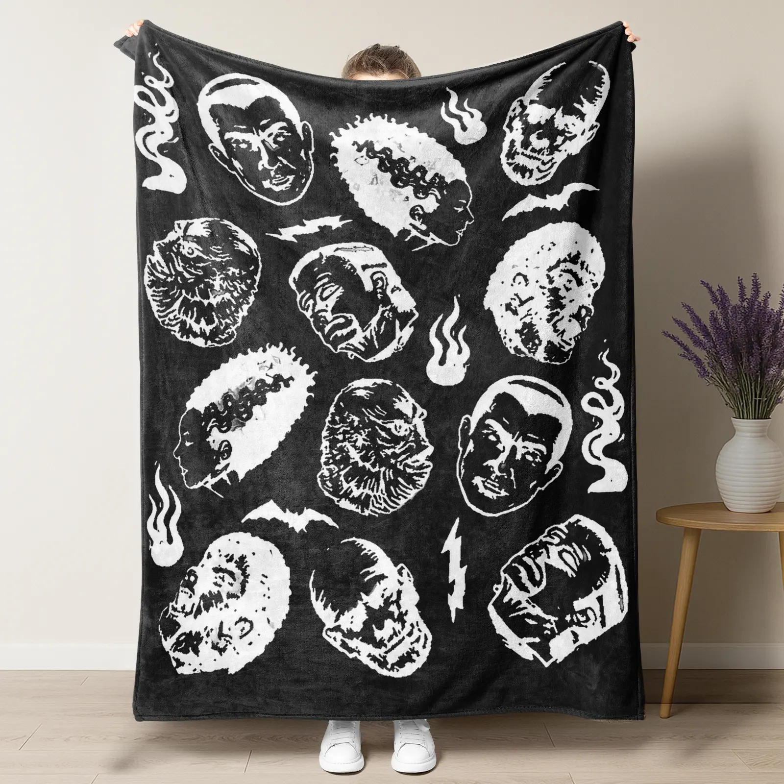 Vintage Universal Classic Monsters Soft Throw Blanket, Black White Retro Horror Movie Character Print Halloween Gothic Home Decor,Perfect Gift for Horror Movie Fans