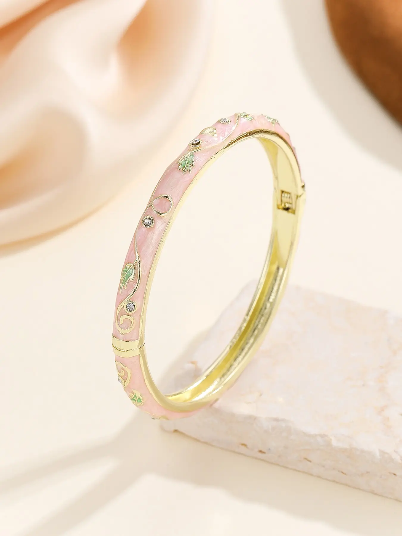 Cloisonné Style Hinged Enamel Bangle for Women, Gold Plated Vine Leaf Cuff with Sparkling Rhinestones & Marble Texture, Elegant Jewelry Gift