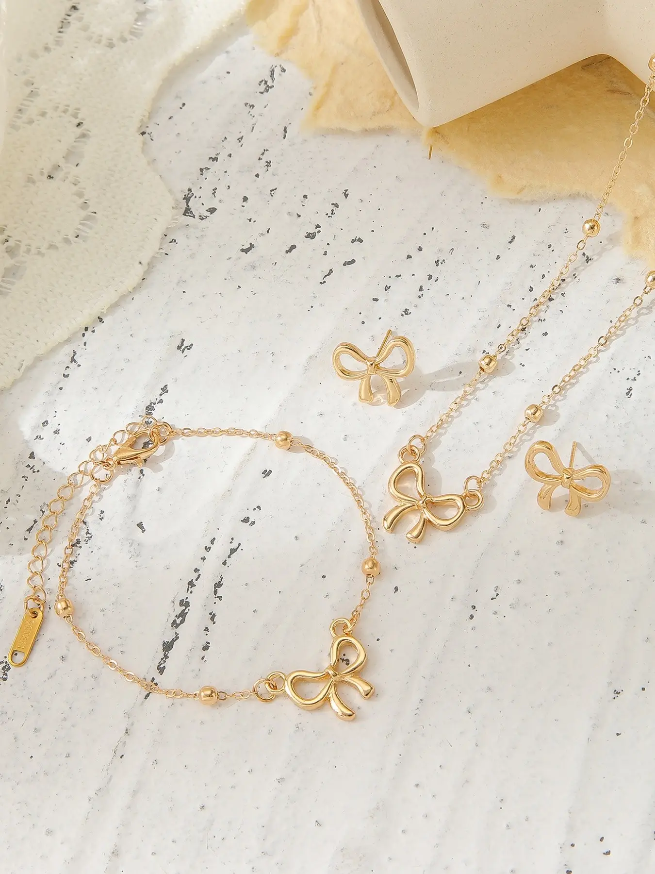 3PCS Cute Mini Bow Matching Jewelry Set, Gold Satellite Bead Adjustable Choker Bracelet & Tiny Stud Earrings, Sweet Minimalist Jewelry Gift for Teen Girls Birthday Best Friend, Jewellery Gift Set