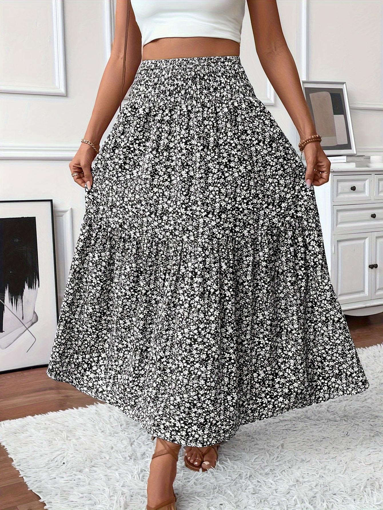 DP 021742   Women's Elastic Waist Skirt - Casual Ditsy Floral, Pocket Detail