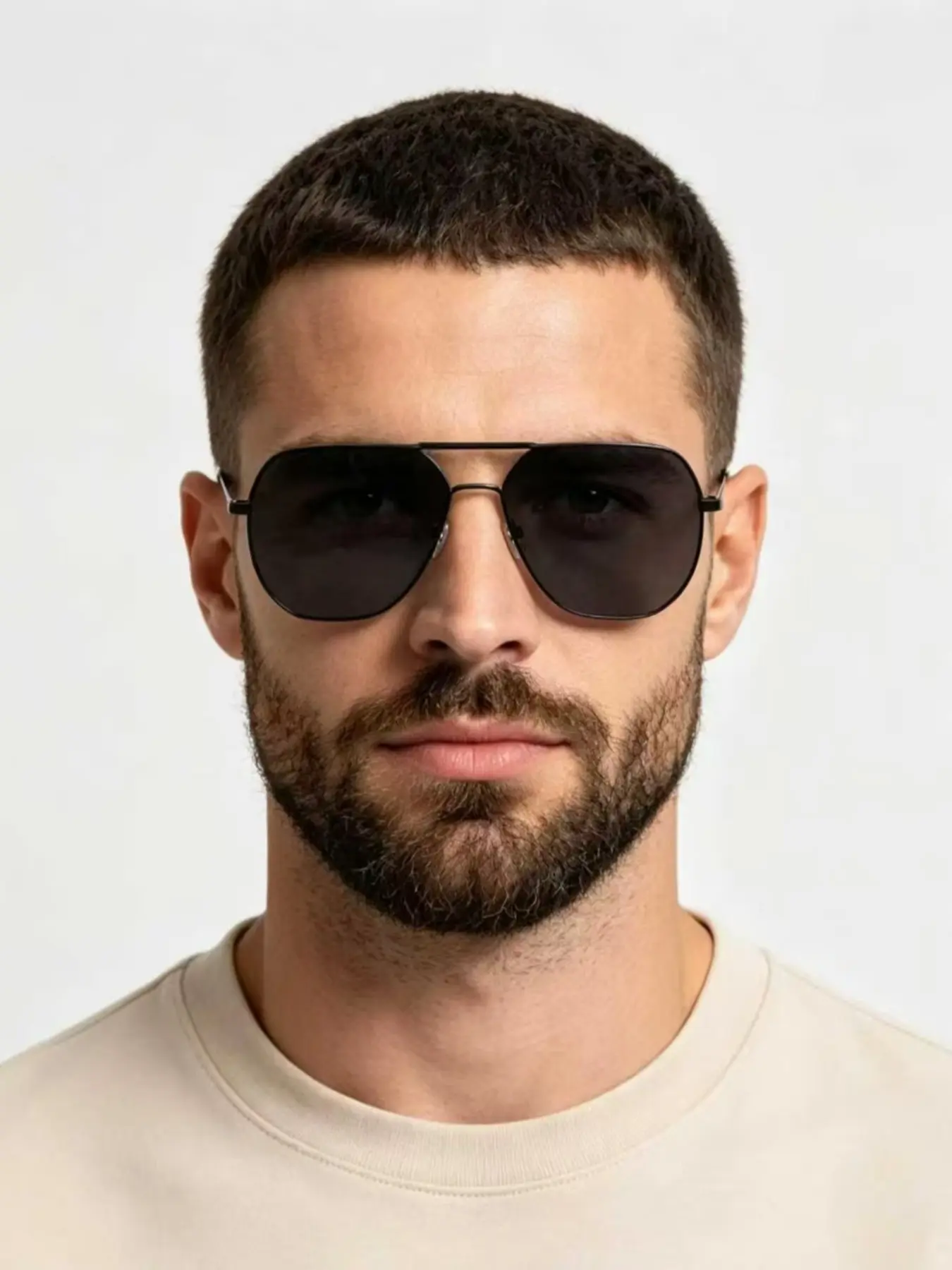 Vintage Cool Pilot Glasses for Men, Metal Frame, Fashionable Eyewear for Driving, Beach Vacation, Camping, Hiking, Picnics, Parties