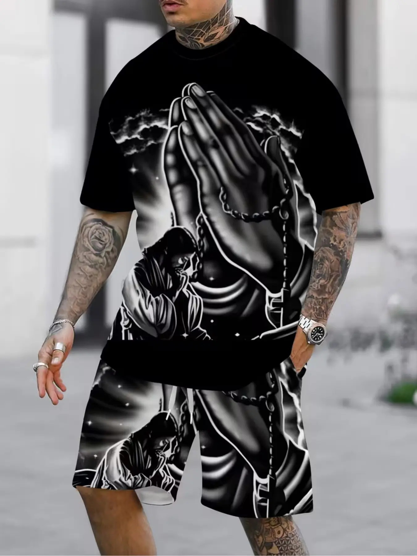 Dark Style Prayer Hand Print Set, Men's American Streetwear Trendy Top, Casual Fitted Round Neck Tee Set, All Seasons Fashion