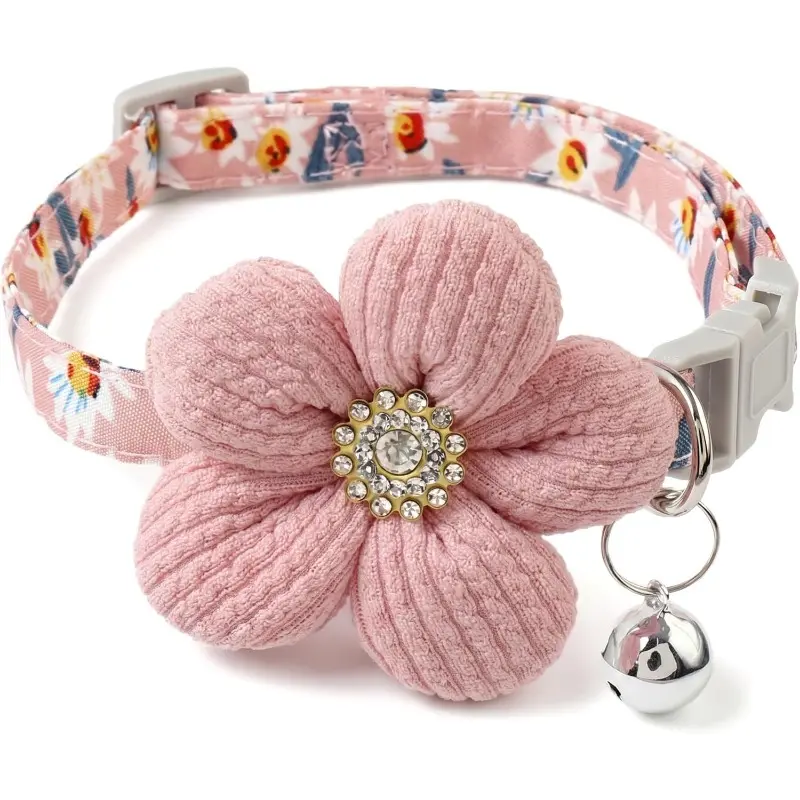 Breakaway Cat Collars with Bells, Adjustable Floral Pattern Cat Collar with Removable Flower Accessory & Rhinestone Center, Soft Comfortable Safety Collar for Cats/Kittens