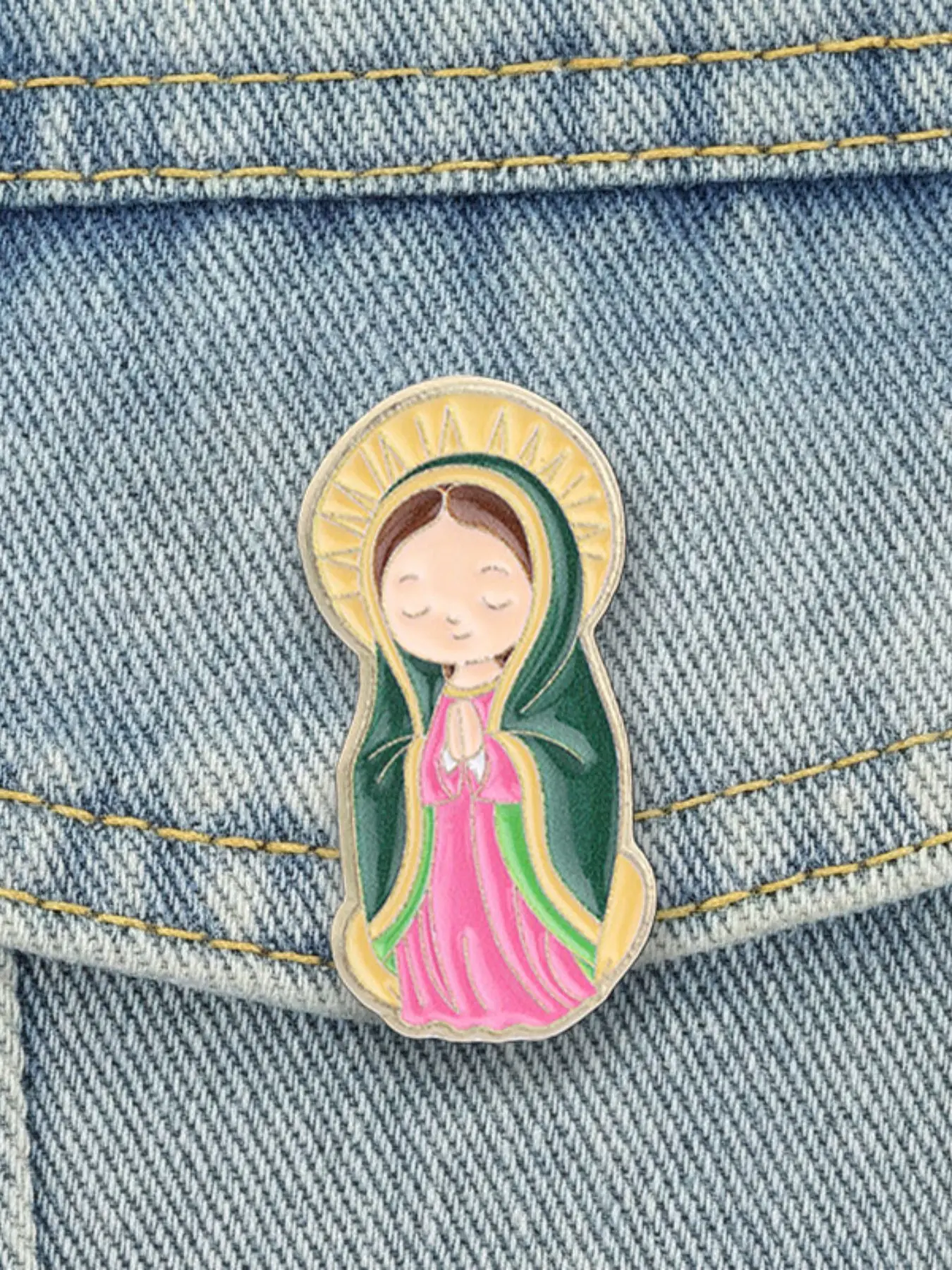 1 Piece Our Lady Of Guadalupe Q Version Cartoon Enamel Pin Praying Saint Catholic Faith Mexican Culture Brooch , Cute Cartoon Metal Badge for Backpack & Hat & Clothes Decor, Fashion Accessories for Women & Men, Alloy Brooch Pin