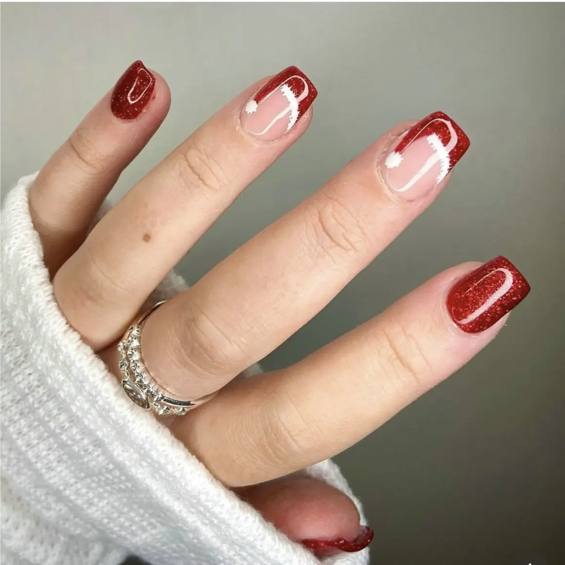 24pcs Press-On Short Square Christmas Hat Glitter False Nails, Reusable with Jelly Gel and File, Holiday Nail Art Accessories