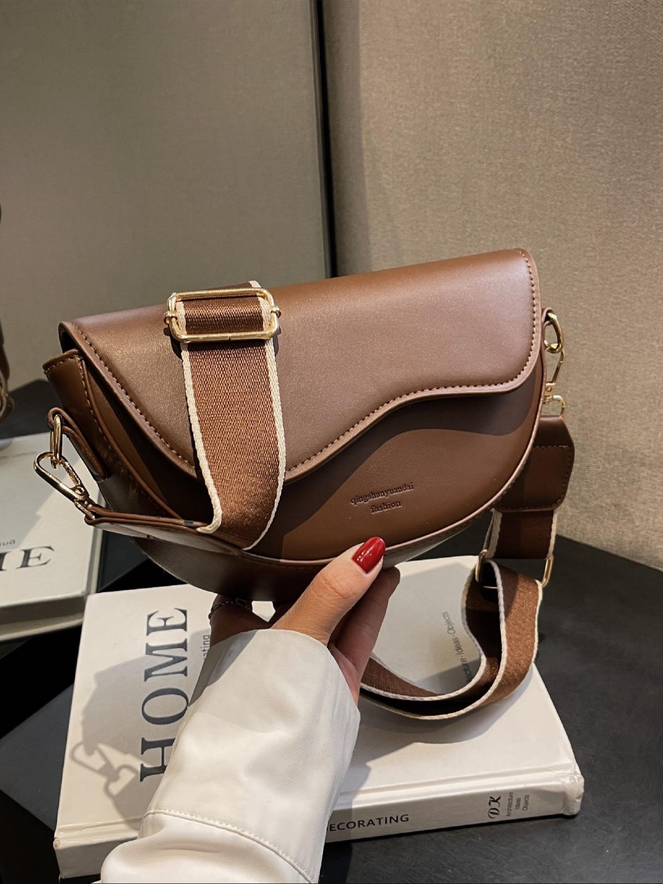 Christmas Gift,25 fall&winter ,Women's Fashionable Saddle Bag, Casual Versatile Crossbody Bag with Wide Shoulder Strap, Trendy All-match Commuter Bag for Daily Used, Everyday Bag