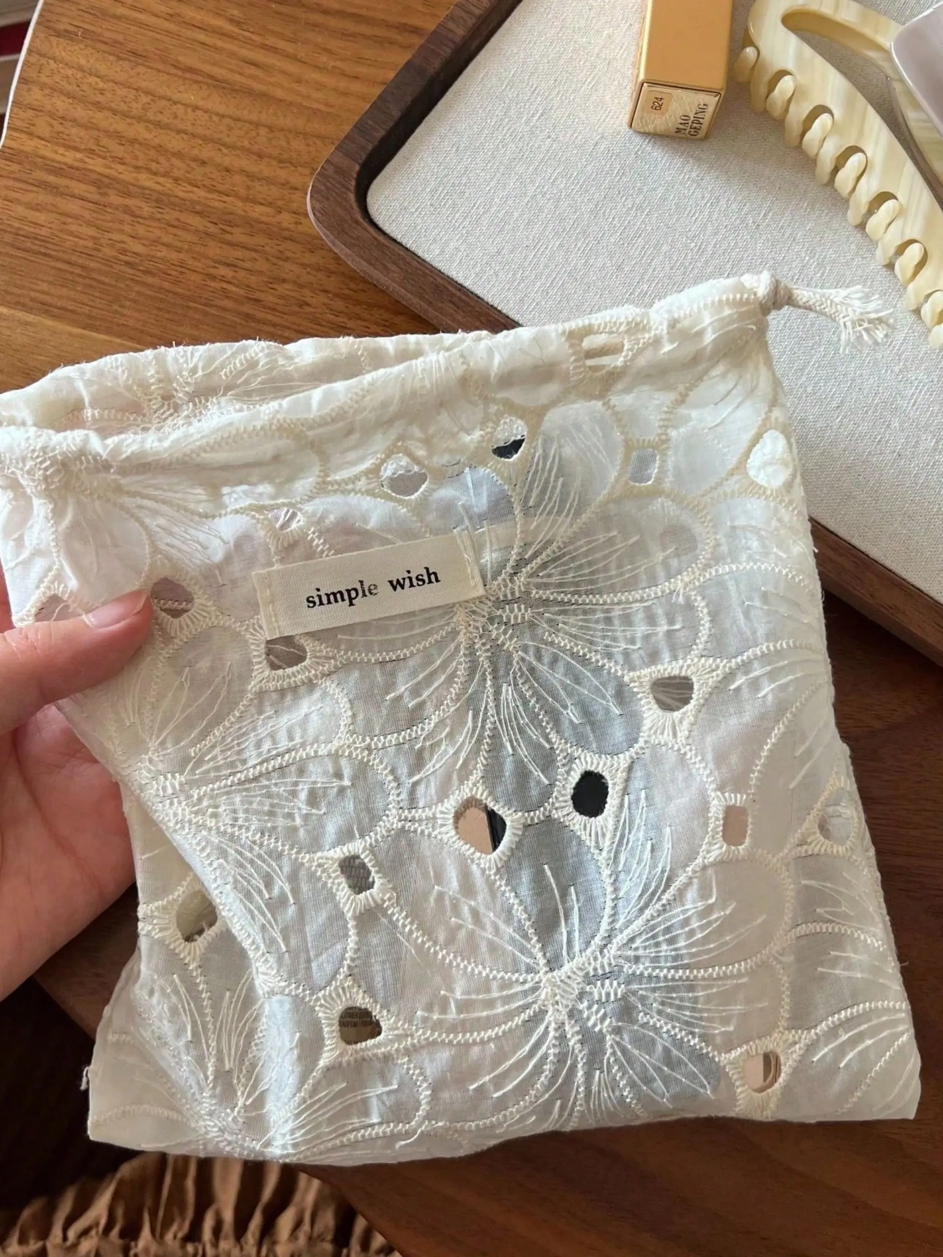 Large Capacity Lightweight Embroidered Floral Drawstring Makeup Bag, Cosmetic Pouch, Jewelry Storage Pouch, Travel/dorm Use, Wallet/card Holder