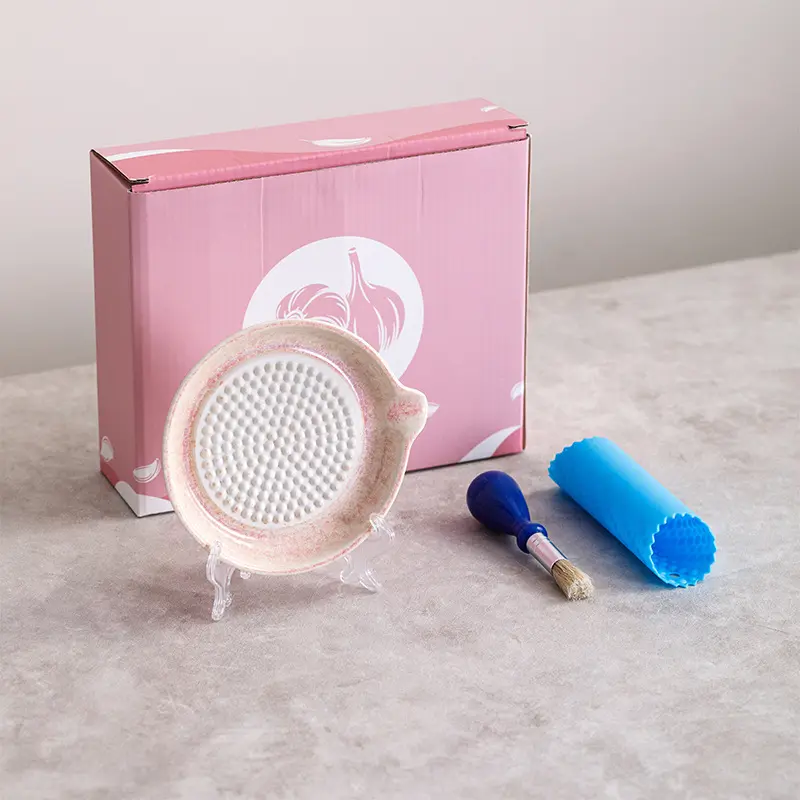 Gradient-Colored Ceramic Grinding Plate with Peeler and Brush. Handmade Garlic and Fruit Puree Plate, Handmade Ginger Grater, Modern-Design Multifunctional Grinding Plate for Easily Grinding Ginger, Cheese, Fruits, Vegetables, and Baby Food.