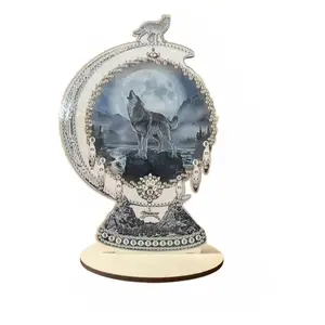 A crystal diamond painted desk decoration, Dreamcatcher Wolf 5D DIY diamond art desk decoration, diamond painting kits, with special shape gemstone embroidery by digital kit art Craft office desk decoration (Wolf), dimensions 13cm*21cm/5.12inch*8.27inch
