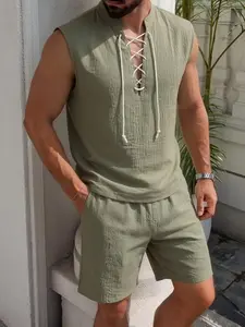 Men's summer linen tieless sleeveless tunic shorts set, a casual beach resort two-piece outfit, comfortable and breathable, loose and slimming, suitable for daily casual commuting and outdoor activities, beach vacation