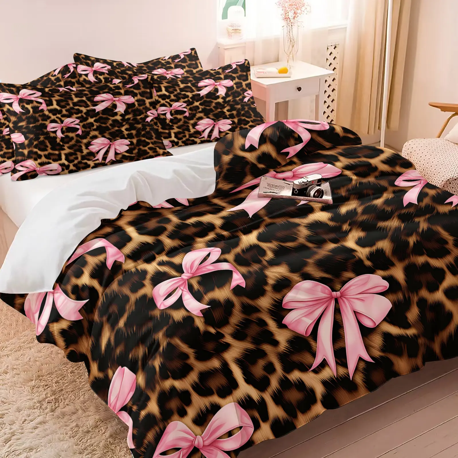 Coquette Y2K Pink Bow Leopard Duvet Cover Set, Includes 1 Duvet Cover and 1‑2 Pillowcases, Soft Comfortable Breathable All‑Season Bedding, Cute Satin Bow On Wild Leopard Print Motif, Sweet Girly Aesthetic Room Decor, Bed Sets