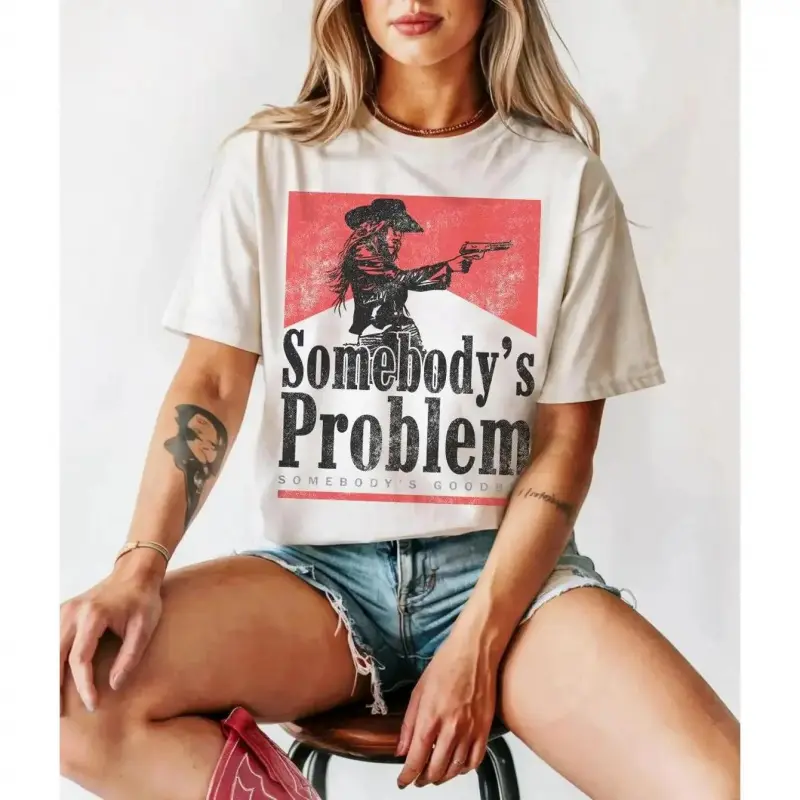 Unisex Short-Sleeve Round Neck "Somebody's Problem" Vintage 90s Western T-Shirt - Country Music Lover Graphic Tee for Concerts, Consult Chart for Sizing, No Smoking Reference Note (Sports & Outdoor Casual Top)