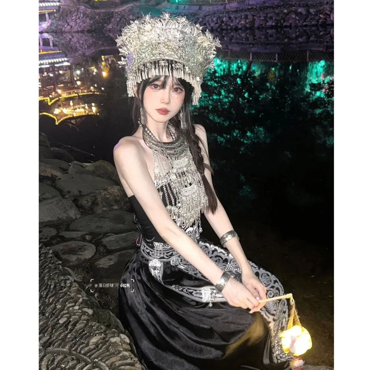 Hmong Miao Bustier Styling Set - Best-Friend Photo Shoot & Stage Look