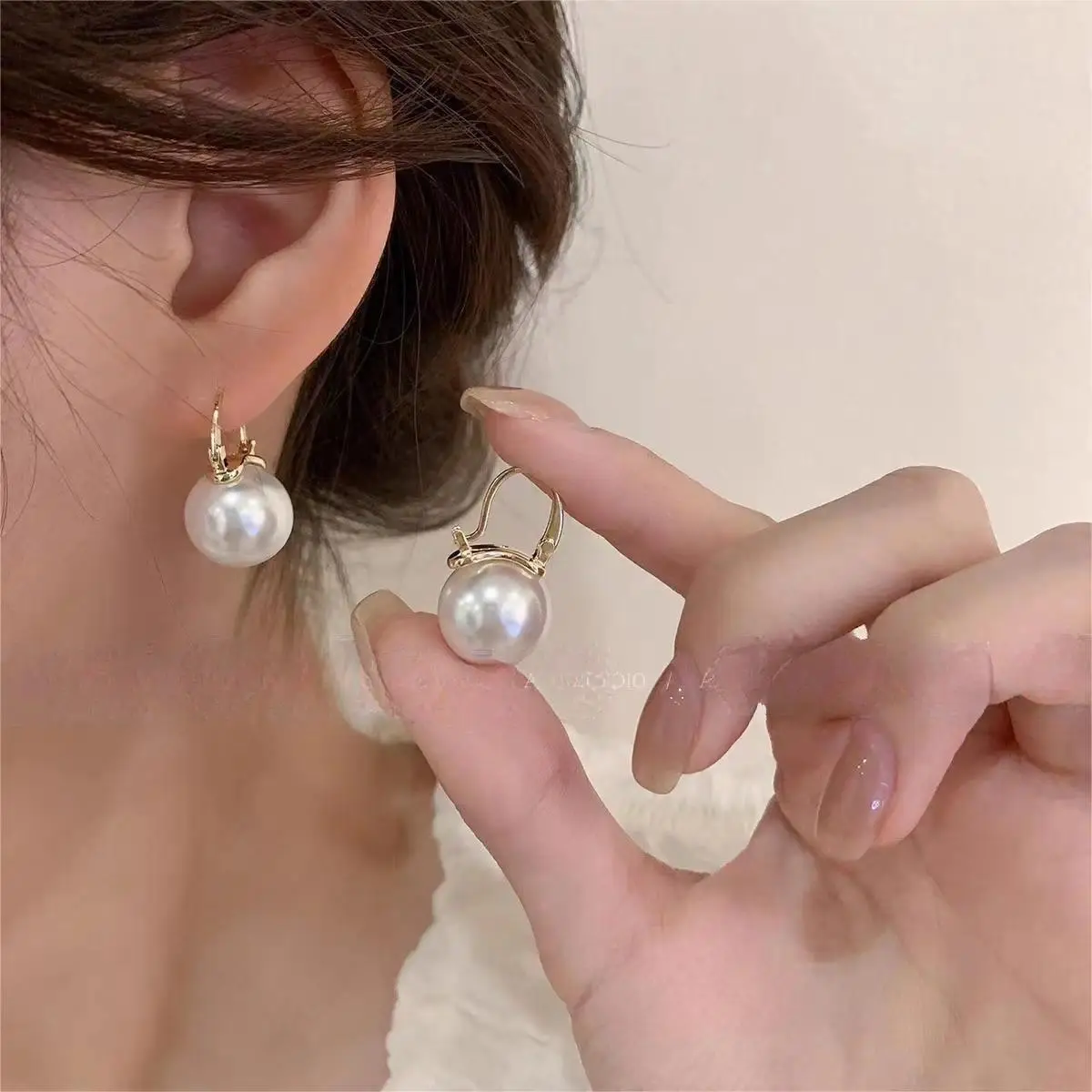 Flower Shape Dangle Earrings in 925 Sterling Silver with Freshwater Pearl Accents, Classic Women's Fashion Wedding Jewelry