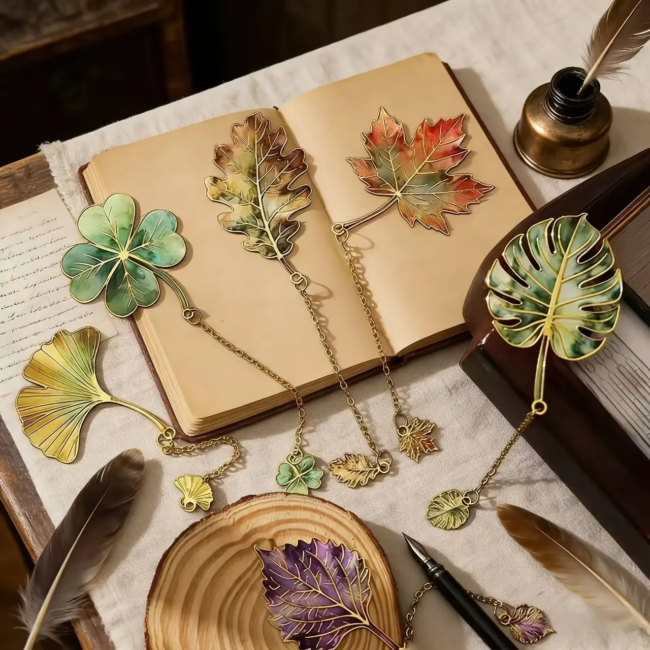 Vintage Leaf Bookmark with Metal Pendant, Book Accessories, Ideal Gift for Book Lovers, Perfect for Students, Teachers, and Writers, 1/2/5pcs Set