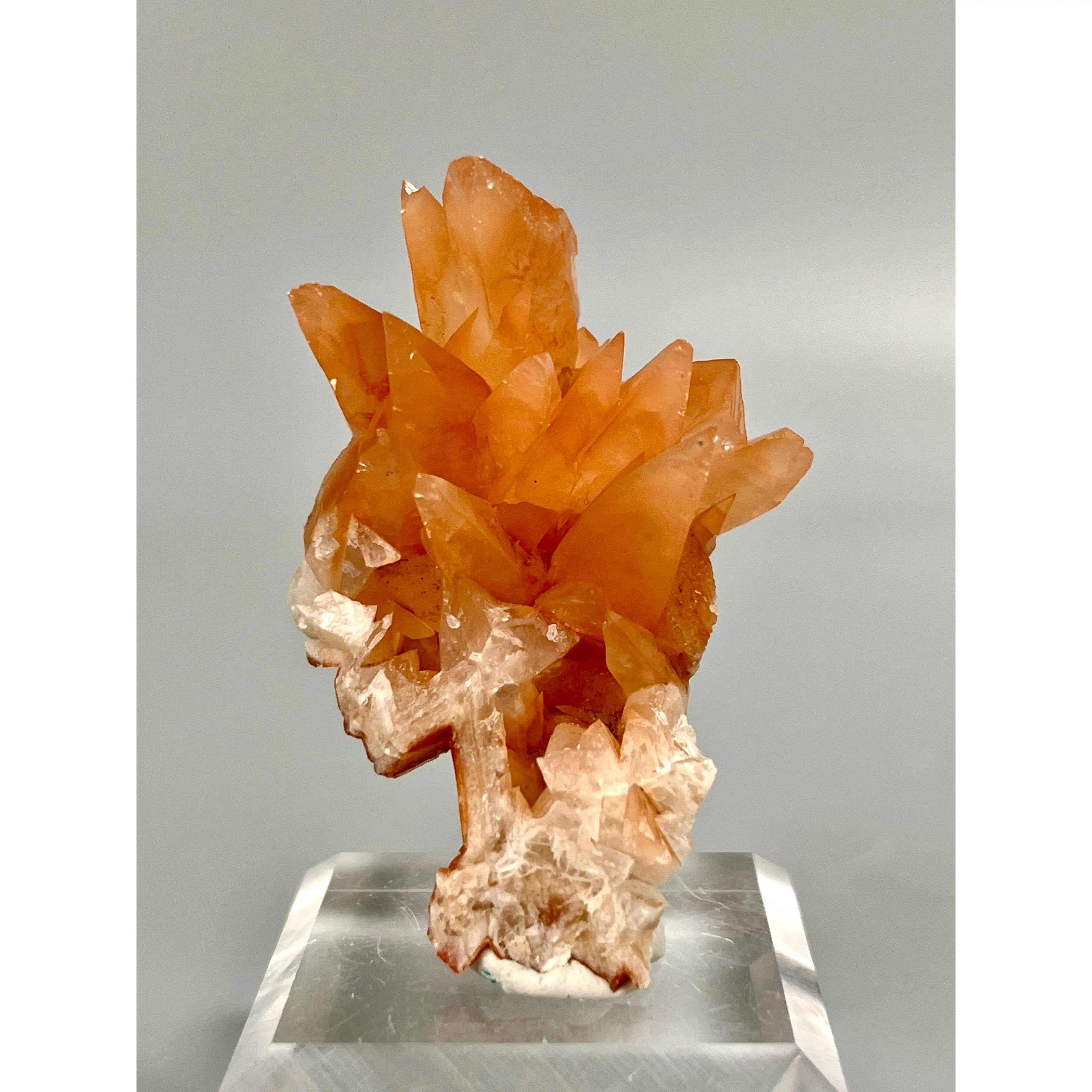 Shiny Dogtooth Calcite Crystal Formation, Special Pointed Crystal For Shelf Ornament