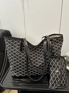 Large Capacity Plaid Tote Bag, Fashionable Shopping Bag, Hands-Free Simple Size, Underarm Baby Carrier, Versatile Casual Shoulder Bag