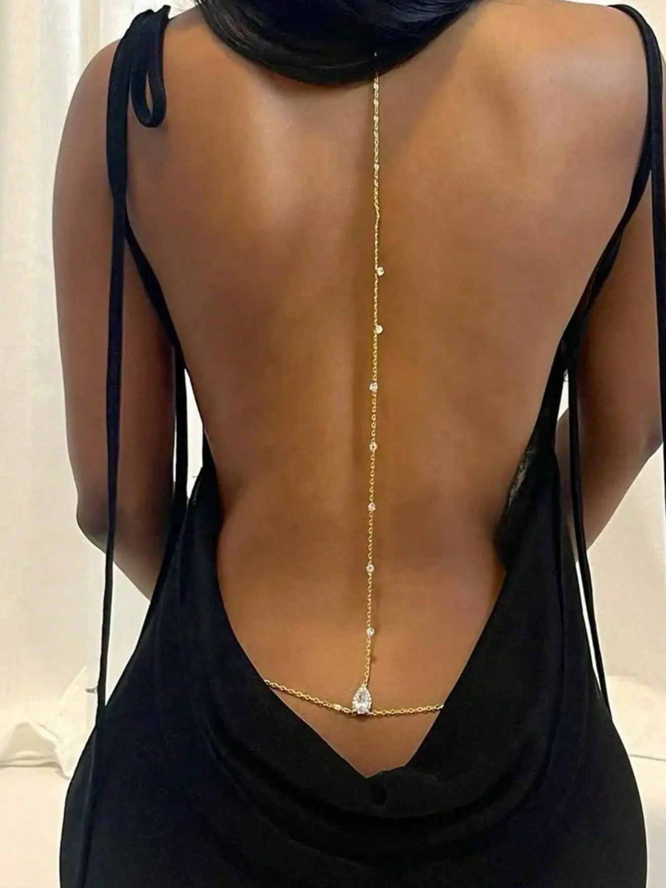 Elegant Bridal Back Chain, European Style Body Chain, Luxury Wedding Accessory, Zircon Water Drop Pendant, Fashionable Bride Jewelry