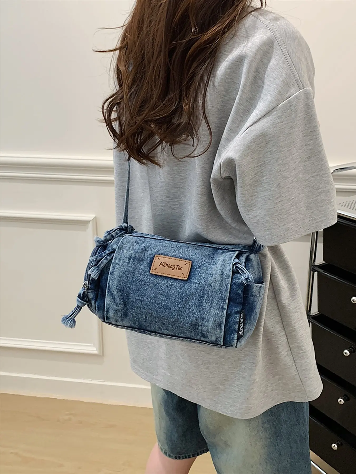 Women's Vintage Washed Distressed Denim Cylinder Crossbody Bag, 3 Colors Fringe Drawstring Multi Pocket Pillow Purse, Leather Label Adjustable Wide Strap Shoulder Bag, Y2K Street Lightweight Daily Cell Phone Sling Bag