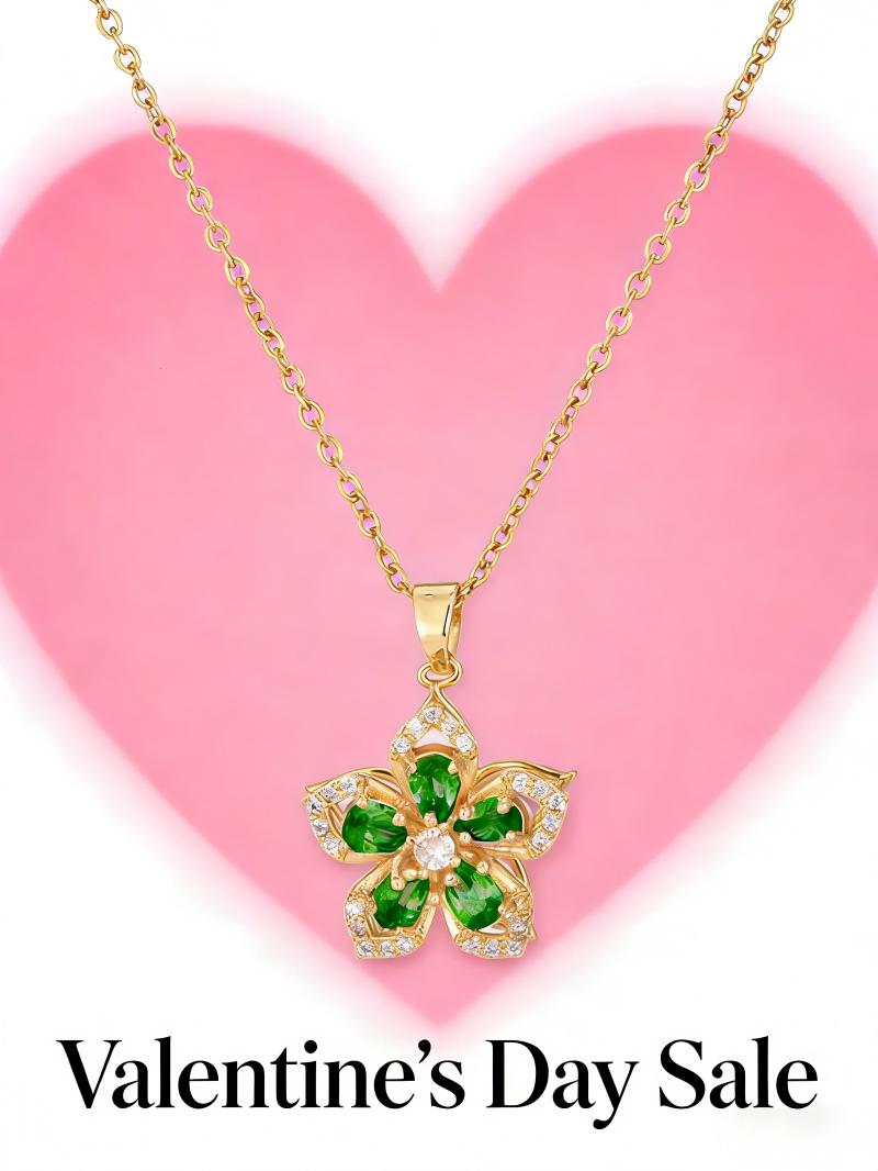 Fashion Lucky Five-Petal Flower Pendant Necklace Sparkle Gold Zircon 360° Rotatable Chic Daily Accessory Luxury Elegant Perfect Valentine's Day Gift Fashion Lucky Five-Petal Flower Pendant Necklace Sparkle Gold Zircon 360° Rotatable Chic Daily Accessory Luxury Elegant Perfect Valentine's Day Gift